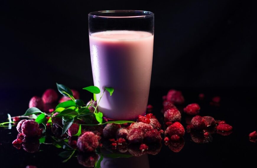 Smoothiepussit: The Smart Way We Snack, Sip, and Stay Healthy on the Go